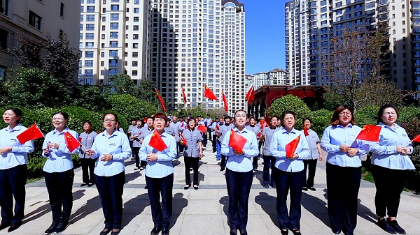 阳光新天地集团全体员工献歌庆祝新中国成立70周年